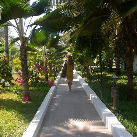 Ndame Beach Lodge Paje Esterno foto