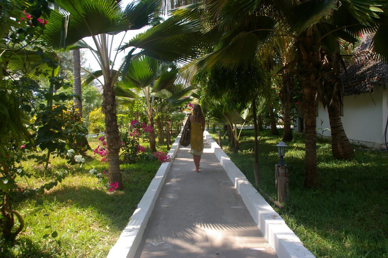 Ndame Beach Lodge Paje Esterno foto