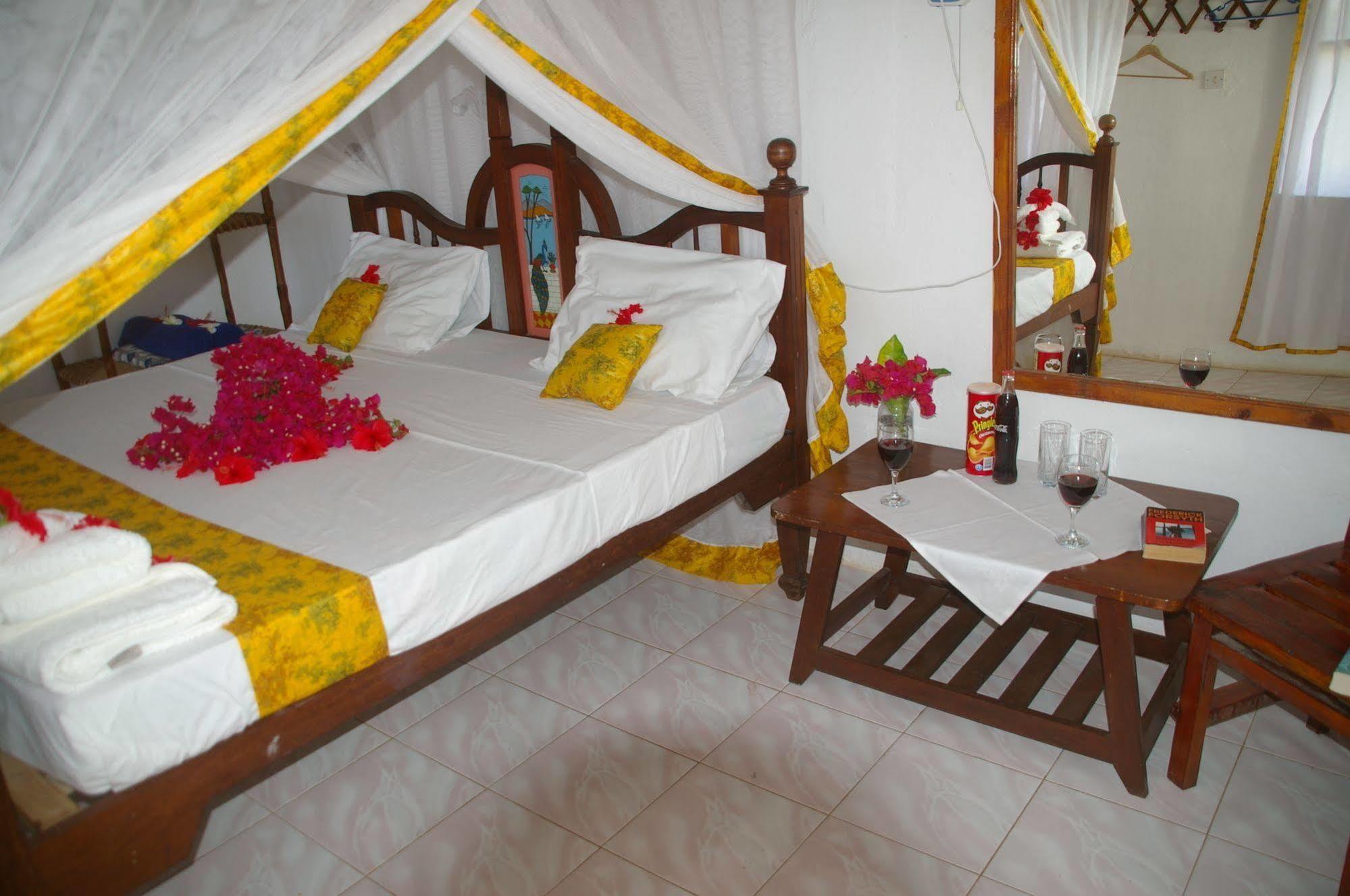 Ndame Beach Lodge Paje Esterno foto